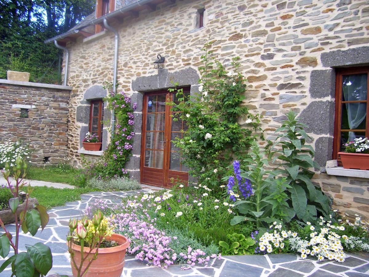 Le Martinou Bed & Breakfast Le Cayrol Exterior photo